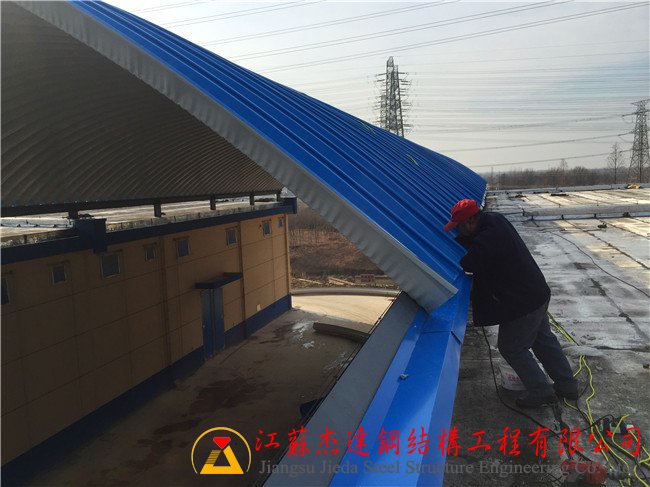 什么是拱形屋頂？拱形屋頂用板材、機(jī)械咬口鎖邊